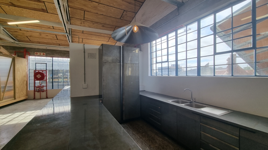To Let Commercial Property for Rent in Woodstock Western Cape